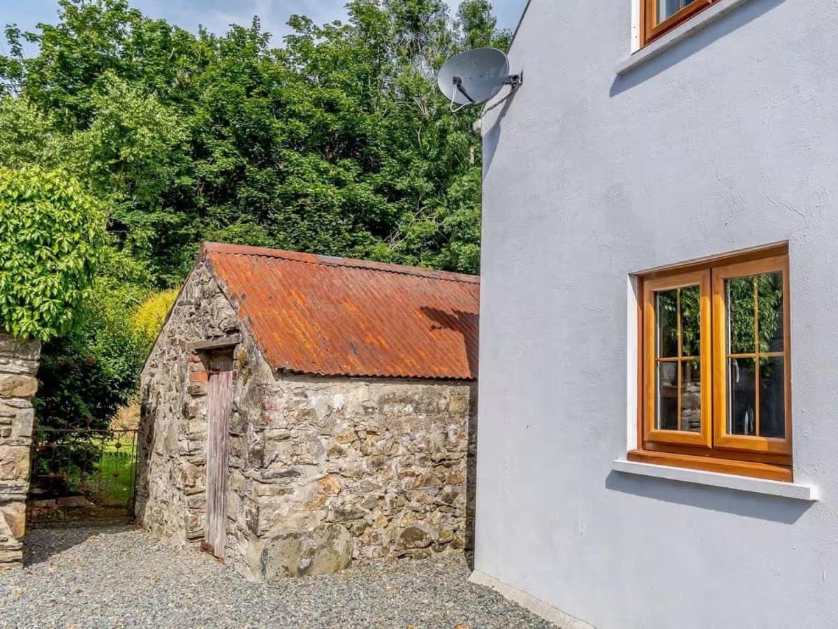 Villa The Gatehouse At Y Gwesty Bach Jordanston Esterno foto